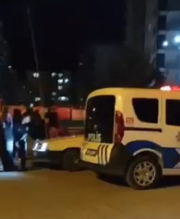 dugunde-halay-basinda-cikan-tartisma-kavga-ile-sonuclandi-1-kisi-agir-yarali-izvPEJ9Z.jpg
