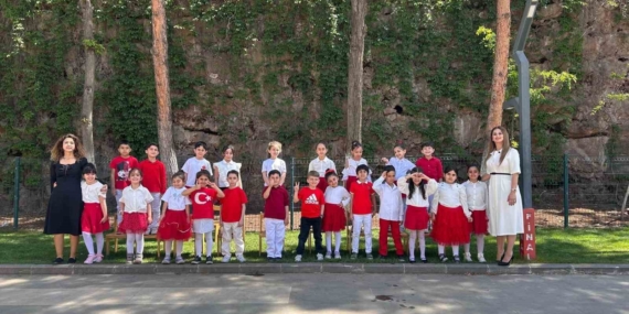 Eğitimde İşbirliği: Öğretmen Kalemi, Veli Melodisi, Öğrenci Sesleri Eğitimde İşbirliği: Öğretmen Kalemi, Veli Melodisi, Öğrenci Sesleri