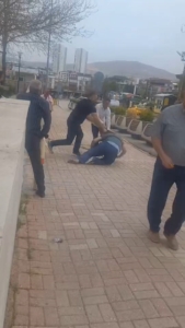 elazig-adliyesi-onunde-gruplar-arasinda-catisma-82zCO7ZP.jpg
