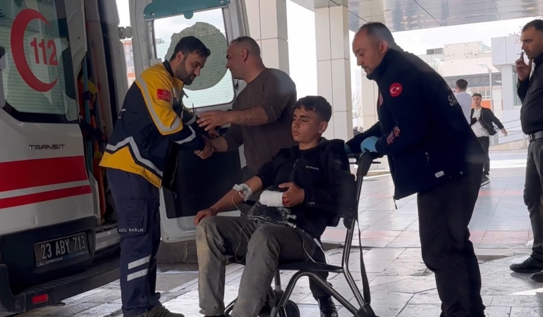 elazigda-capa-makinesi-kazasinda-yaralanan-14-yasindaki-cocugun-hikayesi-jxwYYbWp.jpg