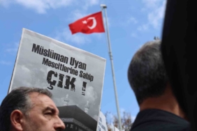 elazigda-filistin-icin-giyabi-cenaze-namazi-duzenlendi-isdQ3kQn.jpg