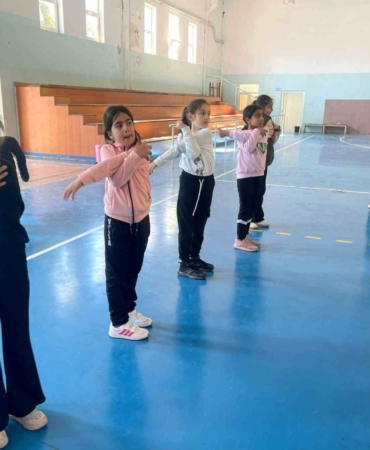 elazigda-genc-yetenekler-sporda-parliyor-bDT8FXSC.jpg