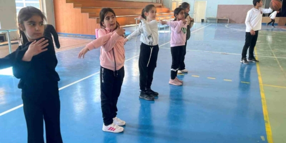 Elazığ’da Genç Yetenekler Sporda Parlıyor Elazığ’da Genç Yetenekler Sporda Parlıyor