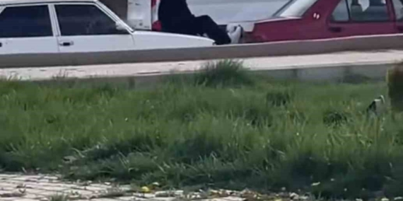 Elazığ’da Hayret Verici An: İki Fiat Tofaş Arasında Halat Gibi Kullanılan Olay Elazığ’da Hayret Verici An: İki Fiat Tofaş Arasında Halat Gibi Kullanılan Olay