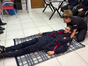 elazigda-itfaiye-personeline-ozel-ilk-yardim-egitimi-programi-4m9jnLhI.jpg