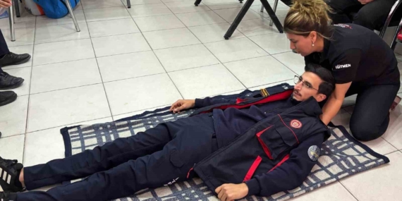 Elazığ'da İtfaiye Personeline Özel İlk Yardım Eğitimi Programı Elazığ’da İtfaiye Personeline Özel İlk Yardım Eğitimi Programı