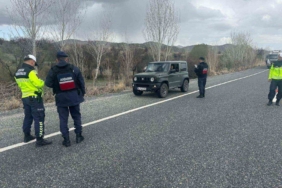 elazigda-jandarma-operasyonu-18-sahis-huzur-ve-guven-icin-yakalandi-Z1t6rbDN.jpg