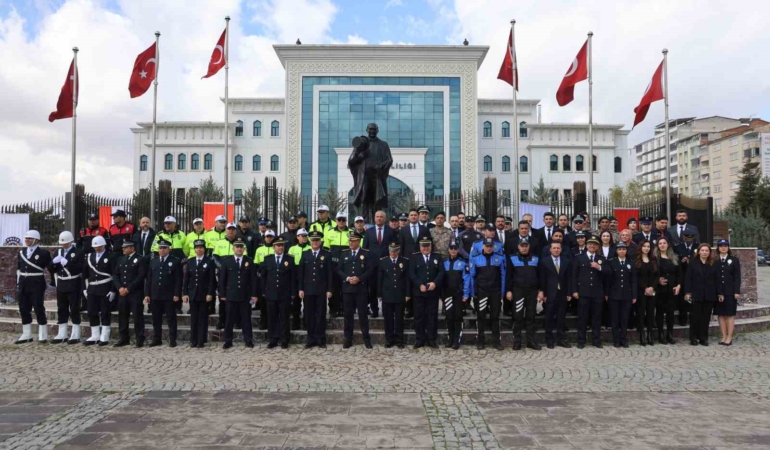 elazigda-turk-polis-teskilatinin-180-yilina-ozel-kutlama-etkinlikleri-LcMQ94cH.jpg