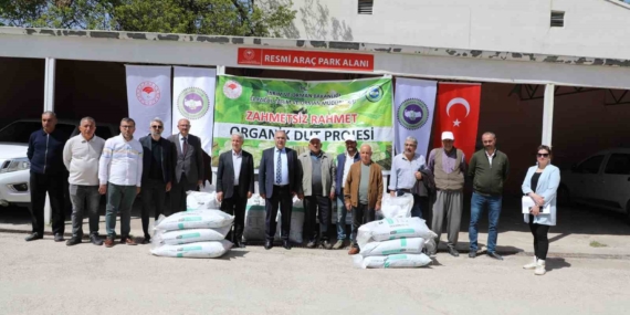 Elazığ'da Üreticilere 2,5 Ton Gübre Dağıtımında Yeni Bir Dönem Başladı Elazığ’da Üreticilere 2,5 Ton Gübre Dağıtımında Yeni Bir Dönem Başladı