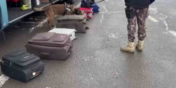 Erzurum Polisi Uyuşturucu Tacirlerine Sert Uyarı Gönderdi Erzurum Polisi Uyuşturucu Tacirlerine Sert Uyarı Gönderdi