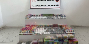 gaziantepte-2-milyon-tllik-kacak-elektronik-sigara-operasyonu-3-kisi-gozaltinda-iGnG4Kkl.jpg