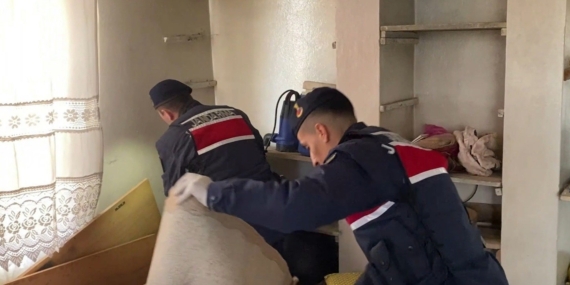 Gaziantep'te Suç Şebekesine Darbe: 7 Kişi Tutuklandı Gaziantep’te Suç Şebekesine Darbe: 7 Kişi Tutuklandı