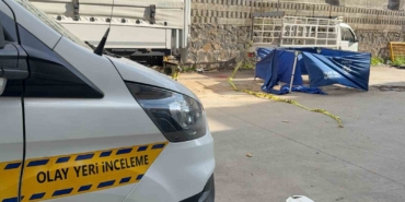 gaziantepte-tirin-altinda-kalan-5-yasindaki-cocuk-trajik-bir-sekilde-hayatini-kaybetti-HzScfBte.jpg
