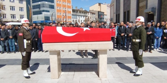 Hayatını Kaybeden Astsubay Adayına Duygusal Veda Hayatını Kaybeden Astsubay Adayına Duygusal Veda