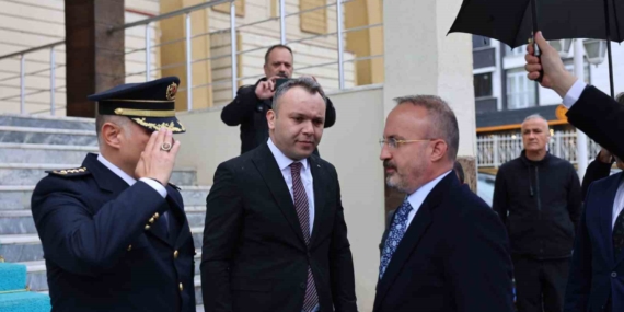 İçişleri Bakan Yardımcısı Turan: "Sokaklarımızda Güvende Olma Arzumuz" İçişleri Bakan Yardımcısı Turan: “Sokaklarımızda Güvende Olma Arzumuz”