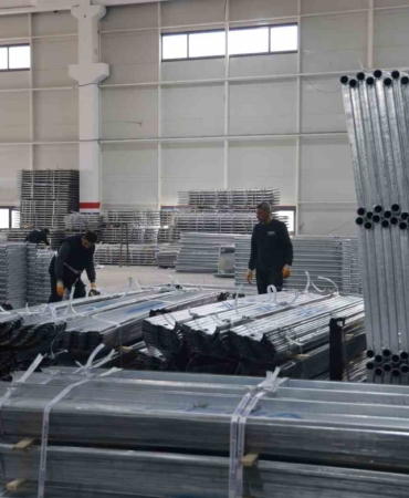 istanbulun-kalabaligindan-kacip-diyarbakirda-10-ulkeye-ihracat-yapan-fabrika-8clsQIvd.jpg