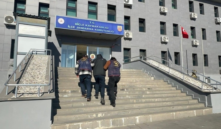 jasatin-operasyonu-14-yil-hapis-cezasi-olan-sahis-yakalandi-LsqUskvx.jpg