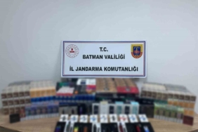 kargo-onunde-pusu-kurmus-jandarma-kacakcilari-sucustu-yakaladi-TW7eaDiy.jpg