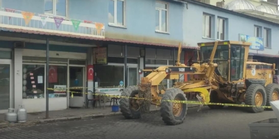Kars'ta Kurşun Sıkan Saldırıda Özel İdare Çalışanı Ağır Yaralandı Kars’ta Kurşun Sıkan Saldırıda Özel İdare Çalışanı Ağır Yaralandı