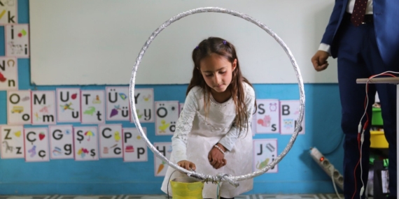 Kodlama Köyde Hayat Buldu: Öğretmenler Öğreniyor, Öğrenciler Üretiyor Kodlama Köyde Hayat Buldu: Öğretmenler Öğreniyor, Öğrenciler Üretiyor