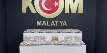 malatyada-21672-adet-sentetik-ecza-hapi-ele-gecirildi-uyusturucu-ile-mucadelede-onemli-bir-basari-2r19xwna.jpg