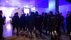 malatyada-hali-saha-macinda-kalp-krizi-geciren-polis-memuru-sok-etti-A6xKBgBZ.jpg
