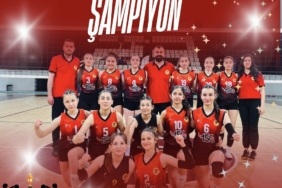 malatyanin-parlayan-yildiz-voleybol-takimi-turkiye-yari-finallerinde-CEjf4OR8.jpg