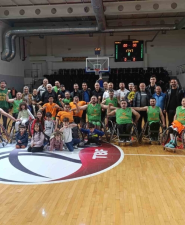 malatyanin-tekerlekli-basketbol-takimi-tarihinde-bir-ilk-sampiyonluk-ruzgari-VxJC6fEU.jpg