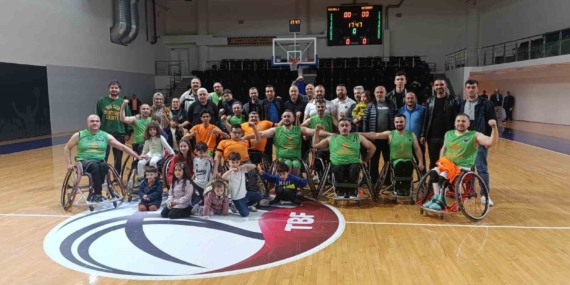 Malatya'nın Tekerlekli Basketbol Takımı Tarihinde Bir İlk: Şampiyonluk Rüzgarı! Malatya’nın Tekerlekli Basketbol Takımı Tarihinde Bir İlk: Şampiyonluk Rüzgarı!