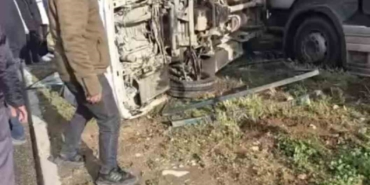 mardinde-tir-ve-panelvan-carpisti-bir-kisi-yaralandi-5j35MdPE.jpg