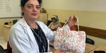 naylon-posetler-rengarenk-cantalara-donusuyor-surdurulebilir-moda-6GTIVePI.jpg