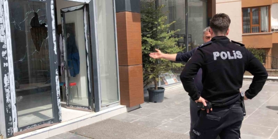 Sıcak Havalara Rağmen: Klima Motoru Yüzünden Silah Çekip Darp Ettiler!