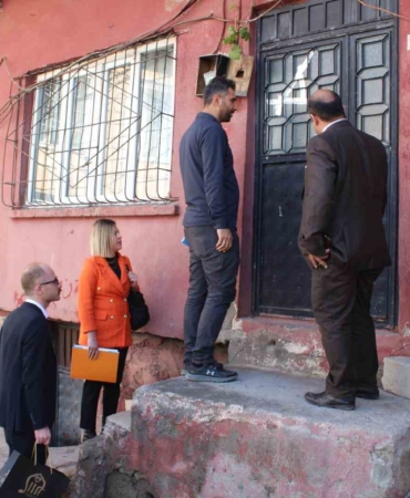 siirtte-acik-kapi-projesi-vatandaslarin-sorunlarina-yerinde-cozum-r7B1xSjD.jpg