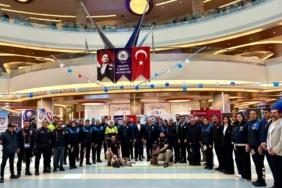 turk-polis-teskilatinin-180-yili-malatyapark-avmde-coskuyla-kutlandi-nr1ZWxNP.jpg