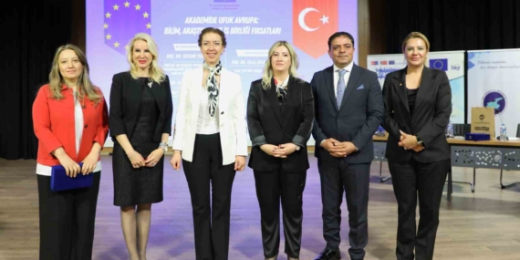 Van AB Bilgi Merkezi, YYÜ’de Avrupa Birliği Desteklerini Tanıttı Van AB Bilgi Merkezi, YYÜ’de Avrupa Birliği Desteklerini Tanıttı