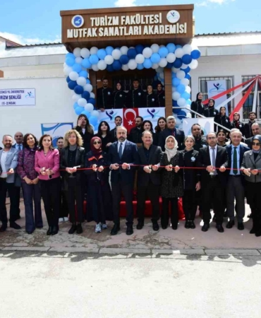 van-yyude-yeni-bir-donem-mutfak-sanatlari-akademisi-faaliyete-gecti-kTfSsZCK.jpg