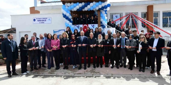 Van YYÜ’de Yeni Bir Dönem: ‘Mutfak Sanatları Akademisi’ Faaliyete Geçti Van YYÜ’de Yeni Bir Dönem: ‘Mutfak Sanatları Akademisi’ Faaliyete Geçti