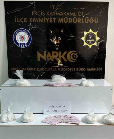 vanda-3-kilo-294-gram-uyusturucu-operasyonu-yakaladiklari-sok-edici-miktar-rZ4jNbZc.jpg