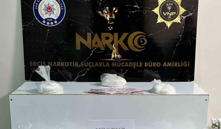 vanda-3-kilo-294-gram-uyusturucu-operasyonu-yakaladiklari-sok-edici-miktar-rZ4jNbZc.jpg