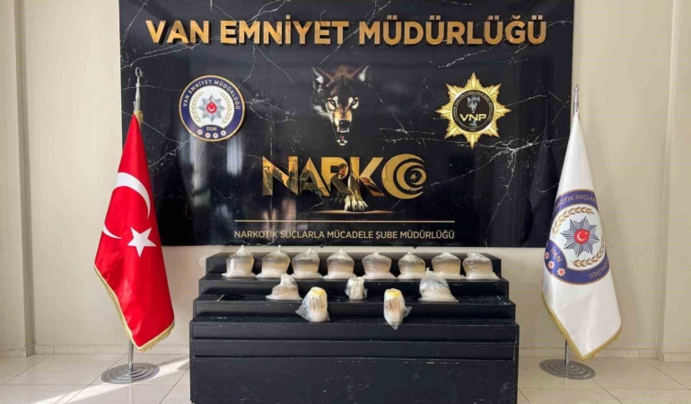 vanda-50-kilo-metamfetamin-yakalandi-uyusturucu-operasyonu-DegzBEfd.jpg