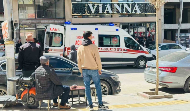 vanda-silahli-saldiri-magazada-1-kisi-hayatini-kaybetti-3-kisi-yaralandi-uiw5U5QR.jpg