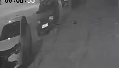 8 Kişinin Yaralandığı Silahlı Saldırının Anı Güvenlik Kameralarına Yansıdı: Şok Edici Görüntüler 8 Kişinin Yaralandığı Silahlı Saldırının Anı Güvenlik Kameralarına Yansıdı: Şok Edici Görüntüler