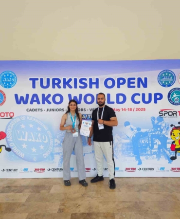 antalyada-elazigli-sporcularin-madalya-soleni-vWhAPgZE.jpg