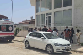 apartmanin-havalandirmasinda-yanan-ates-bina-icin-tehlike-sacti-bmx32GuK.jpg