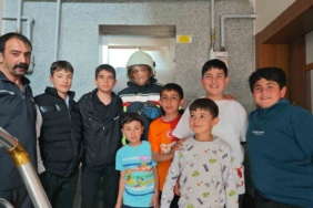 asansor-bosluguna-dusen-kusun-kurtulus-hikayesi-qKVAh5z8.jpg