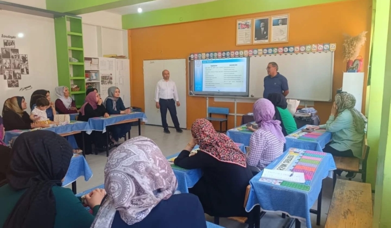 batmanda-aile-bireylerine-ilk-yardim-egitimi-hayat-kurtaran-bilgiler-5kVHN6dD.jpg