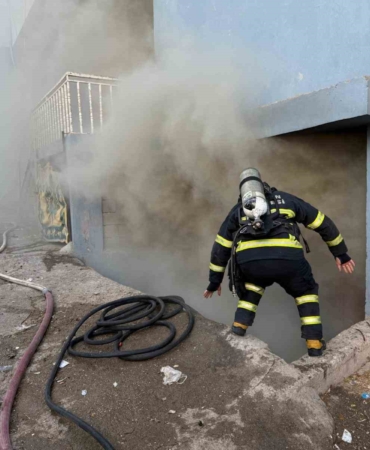 batmanda-apartman-bodrumunda-gizemli-yangin-olayi-uaVnBN6d.jpg