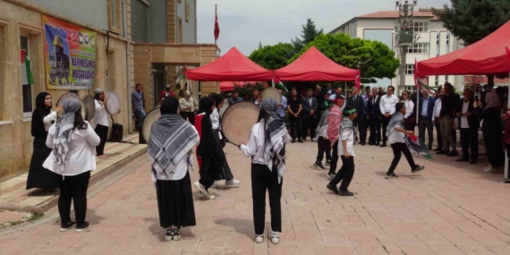 Batman'da Filistinli Aileler İçin Destek Etkinliği Batman’da Filistinli Aileler İçin Destek Etkinliği
