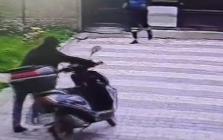 Batman'da Hırsızlık Şüphesiyle Tutuklanan Zanlı: Olayın Detayları Batman’da Hırsızlık Şüphesiyle Tutuklanan Zanlı: Olayın Detayları
