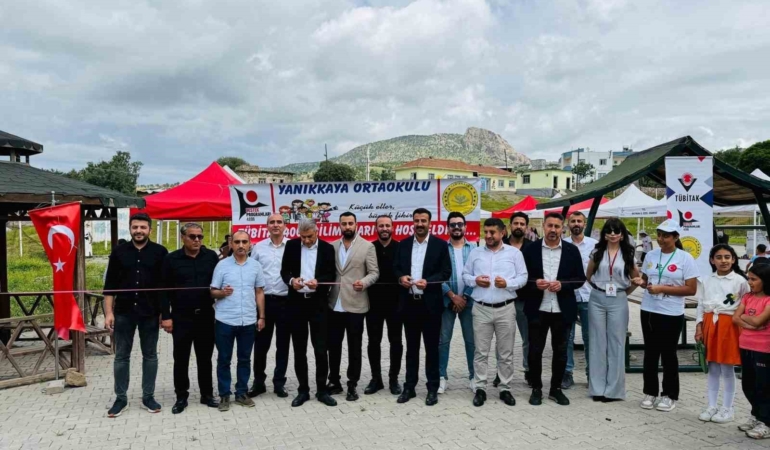 batmanda-ogrencilerin-bilim-fuarinda-renkli-bulusmasi-u67Qqrhw.jpg